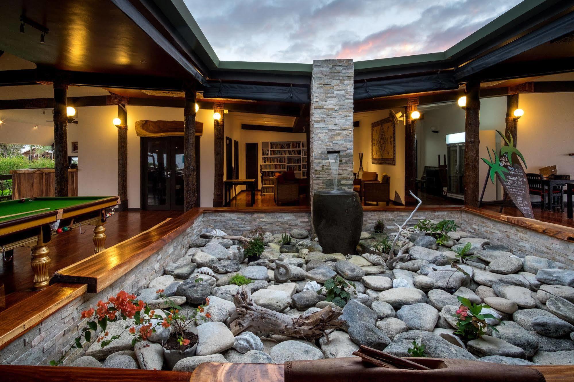 Viwa Island Resort Luaran gambar